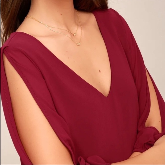 Lulus burgundy shift dress - Picture 4 of 6